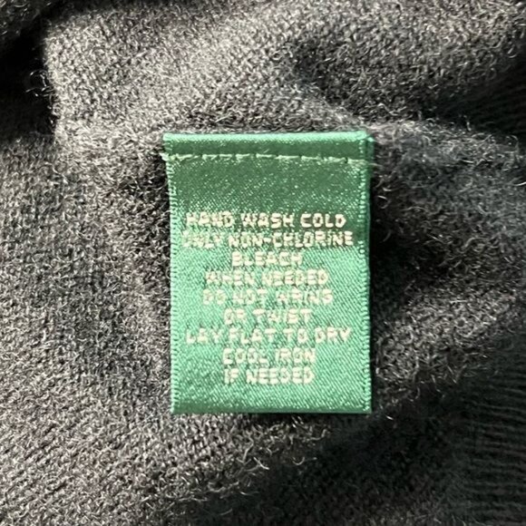 Ralph Lauren Black Cashmere Sweater with Shoulder Buttons - Picture 6 of 7